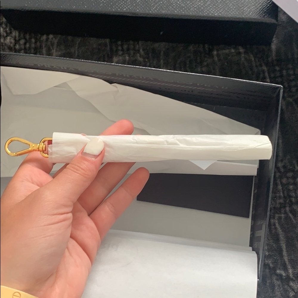 Red Prada bag! - Picture 9 of 12